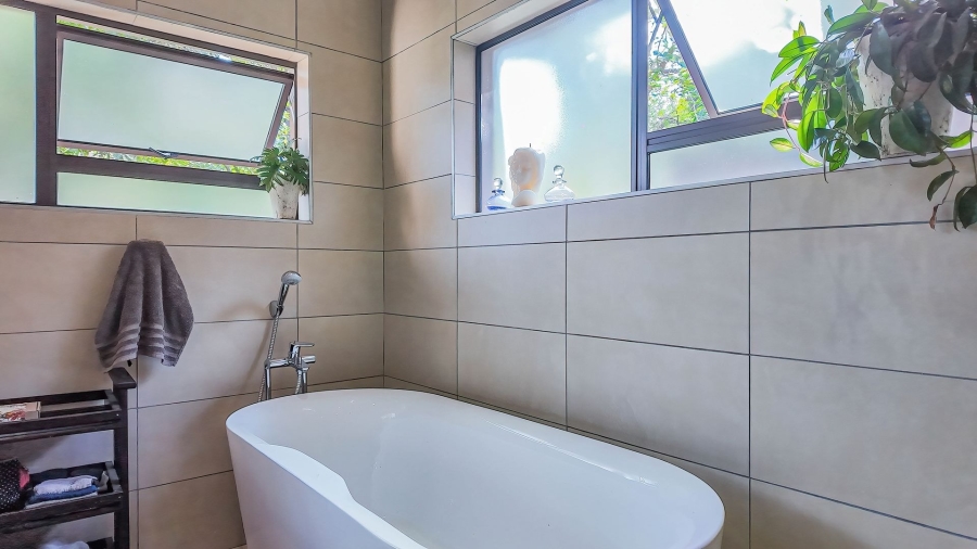 4 Bedroom Property for Sale in Protea Park North West